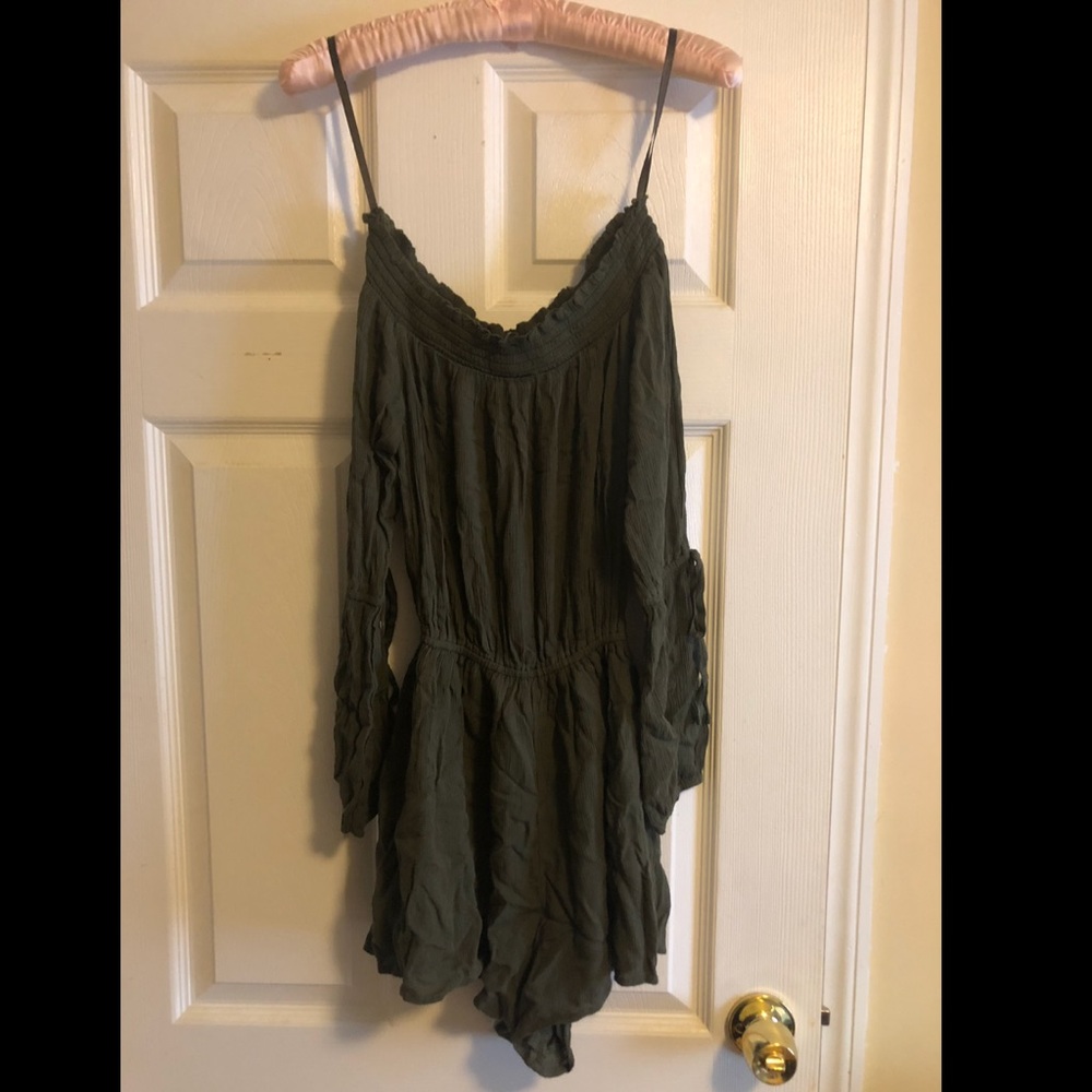 hollister off the shoulder romper
